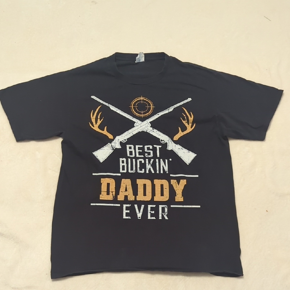 Port & company Best Buckin' Daddy Ever Black T-Shirt men's size large